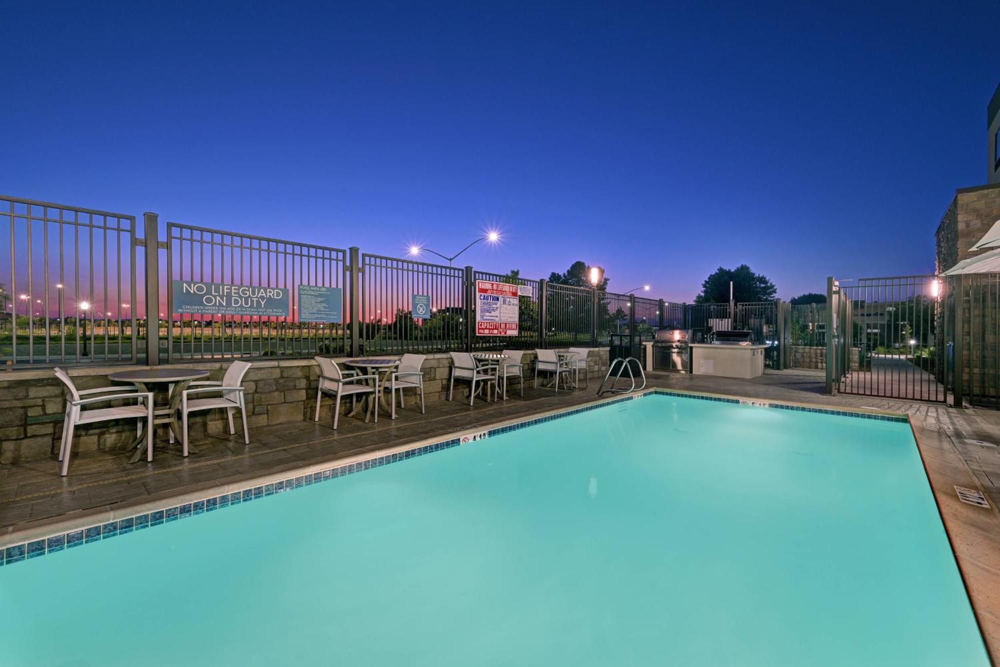 Towneplace Suites Sacramento Airport Natomas Экстерьер фото